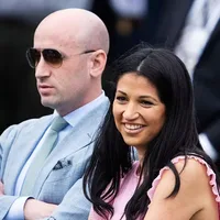 Stephen Miller’s Wife Doxes Woman Behind Democrats’ “Ugly F—k” Post