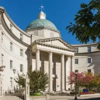 Yale medical school accused of discrimination