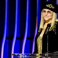 Barbra Streisand to Miss Cannes Closing Ceremony Honoring Her Due to Knee Injury