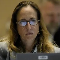 STAT+: FDA drug center head Tracy Beth Høeg leaves as agency faces leadership vacuum
