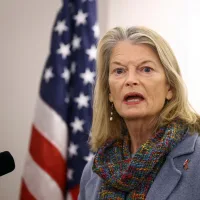 Republicans break ranks, but Senate fails to curb Trump’s Iran war powers