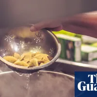 How to stop pasta sticking together | Kitchen aide