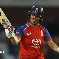 Capsey and Bell impress as England win T20 opener